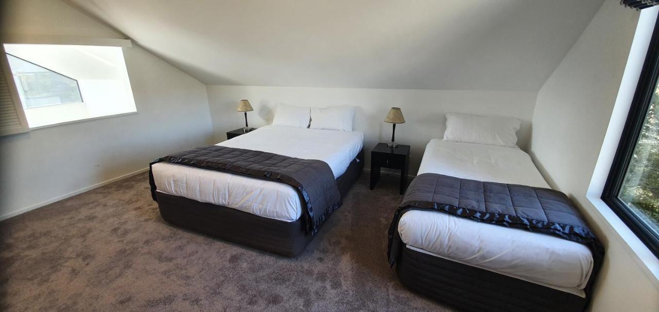 The Moorings Motel And Apartments Wanaka Esterno foto