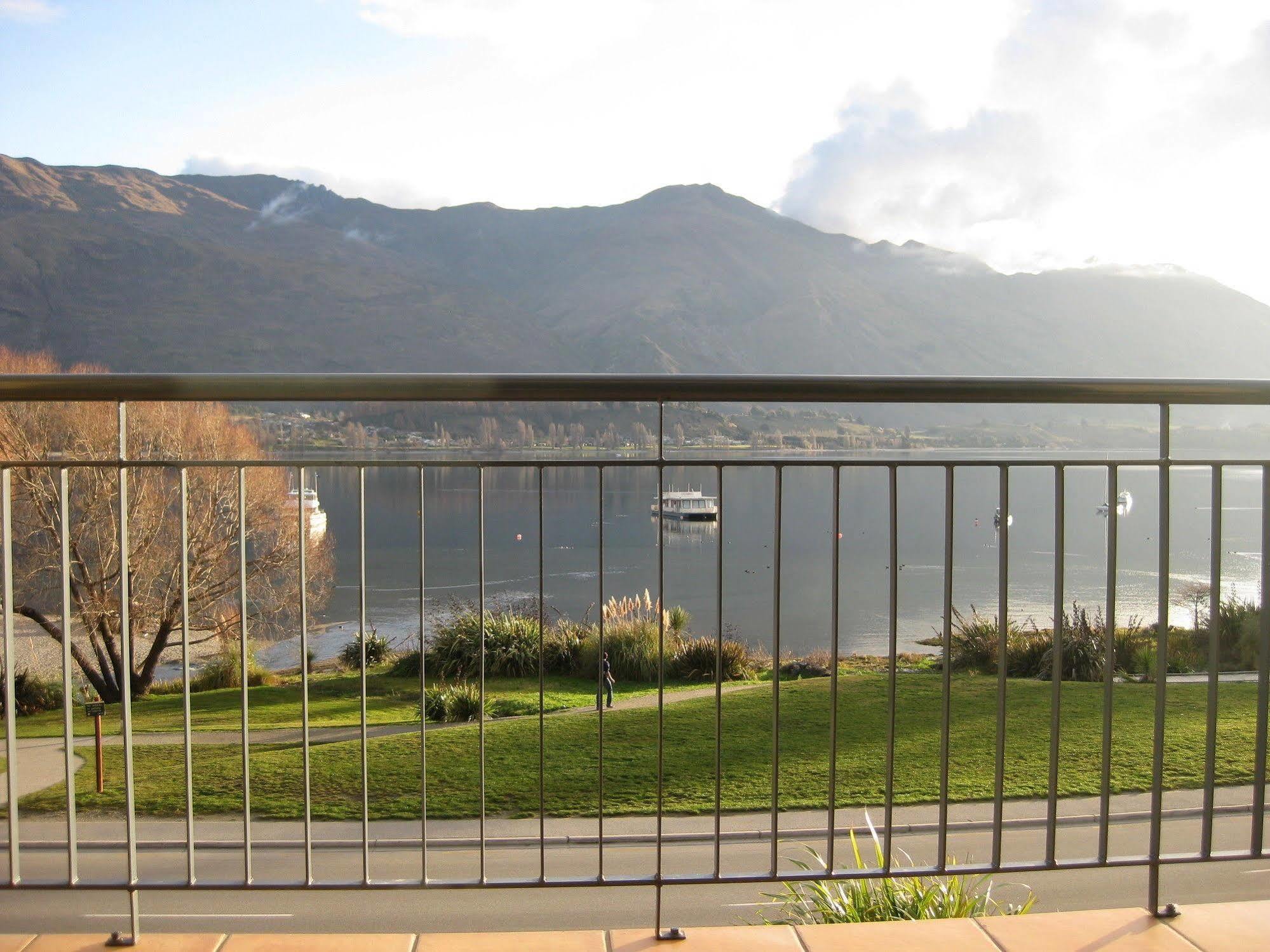 The Moorings Motel And Apartments Wanaka Esterno foto