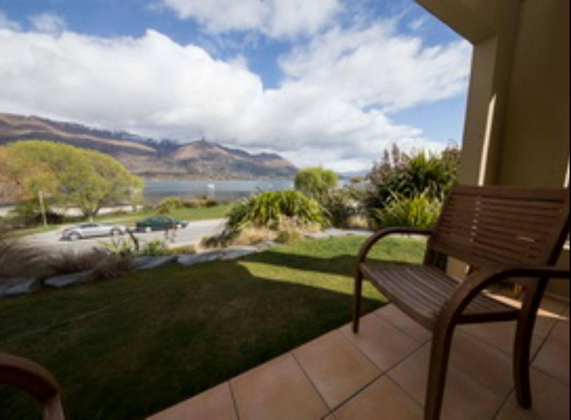 The Moorings Motel And Apartments Wanaka Esterno foto